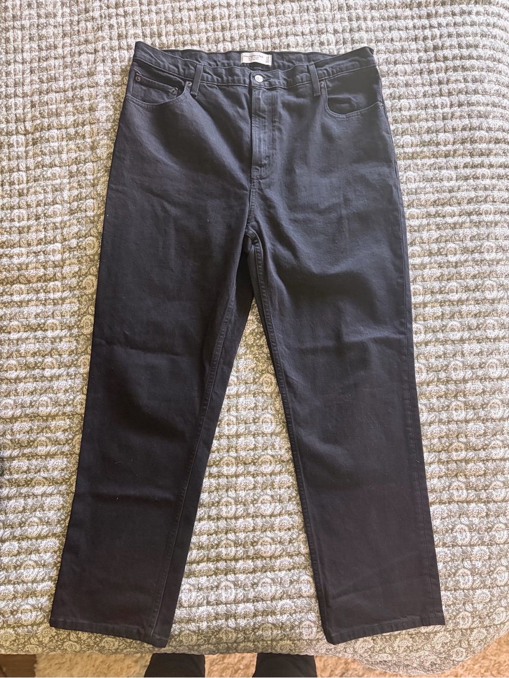 Abercrombie 90’s Straight Ultra High Rise